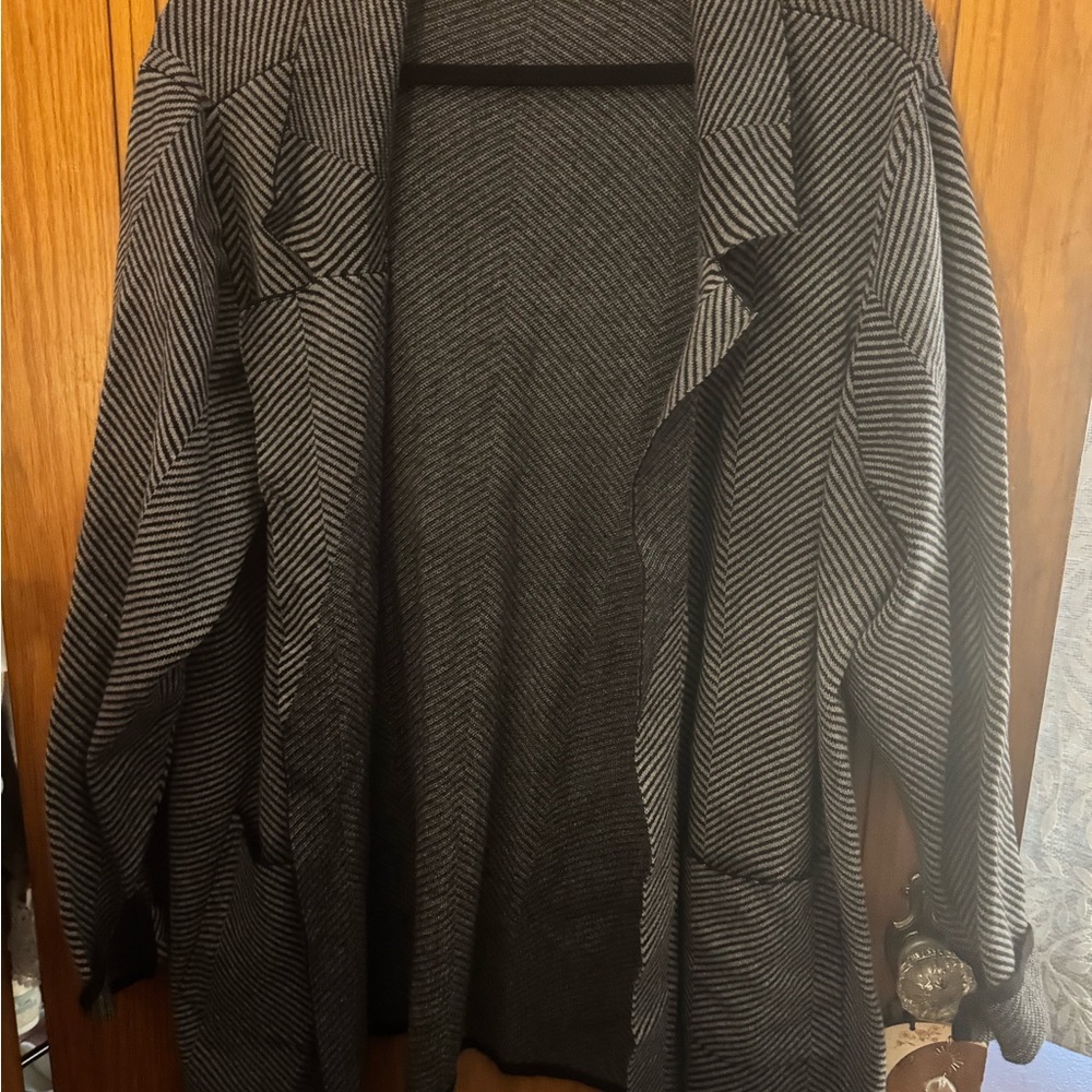 kathy ireland Black & Gray Striped Knit Cardigan